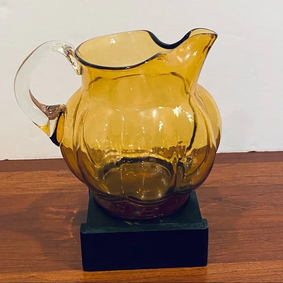 🍁🌟HP🌟VTG 1950s Hand-Blown Amber Glass Pitcher USA - Picture 2 of 9